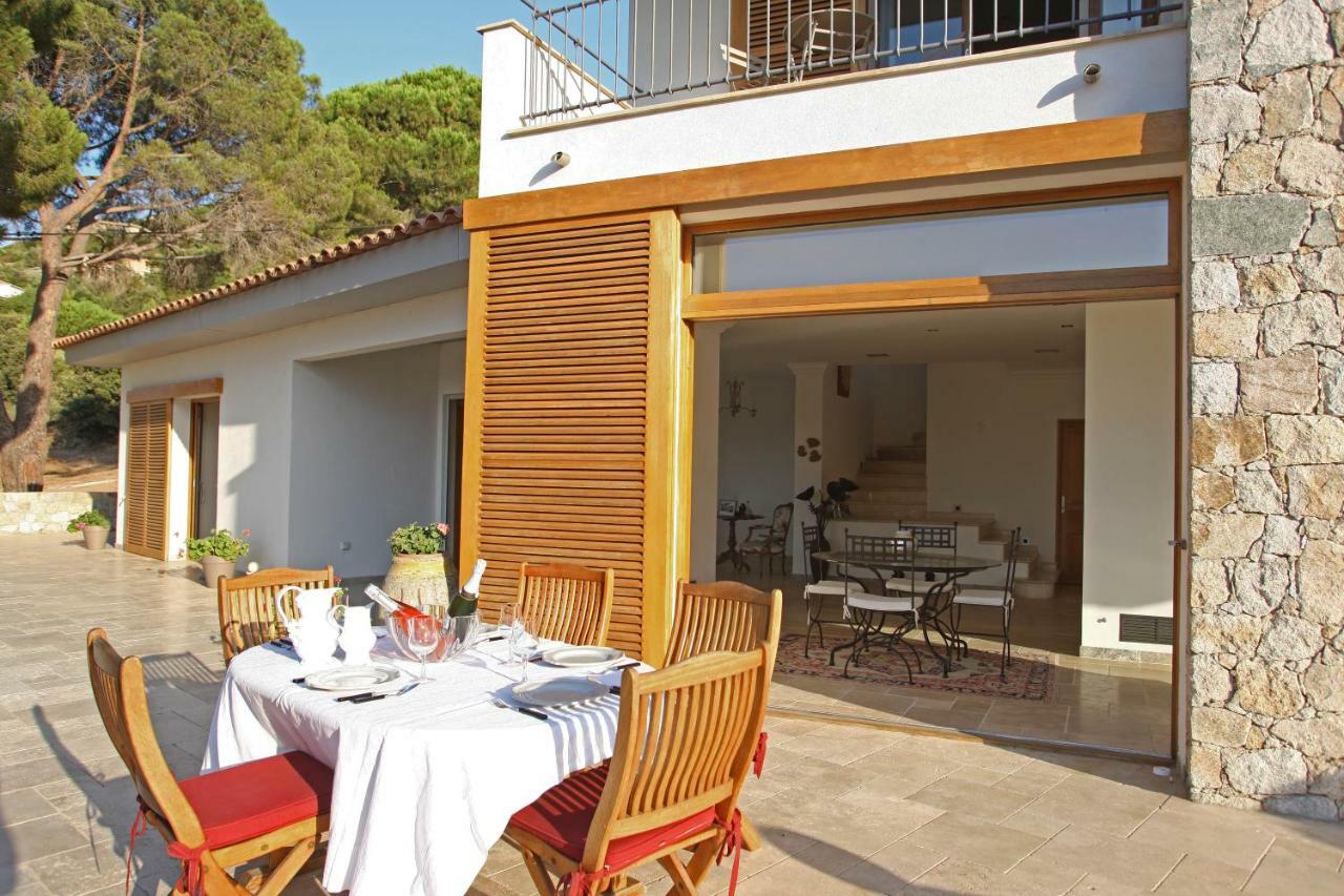 La Ghisonaise Maison D'Hotes كالفي المظهر الخارجي الصورة