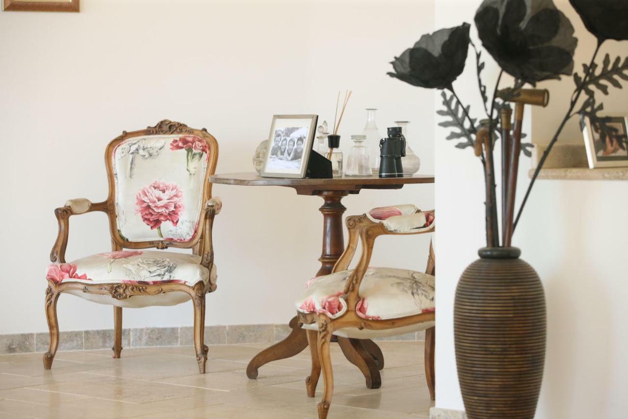 La Ghisonaise Maison D'Hotes كالفي المظهر الخارجي الصورة